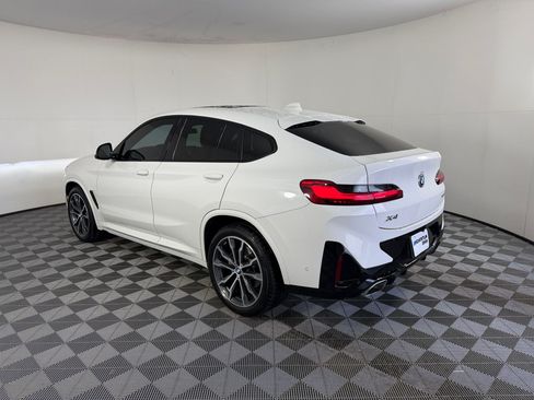 Used 2024 BMW X4 xDrive30i w/ Premium Package AWD/4WD image 3