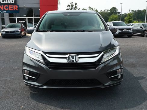 Used 2018 Honda Odyssey Touring image 2