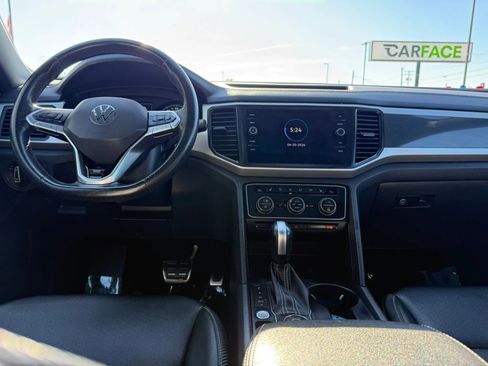 Used 2021 Volkswagen Atlas Cross Sport SE w/ Panoramic Sunroof Package image 26