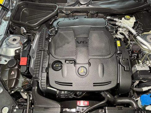 Used 2012 Mercedes-Benz SLK 350 image 42