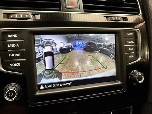 Used 2016 Volkswagen GTI SE w/ Driver Assistance Package image 15