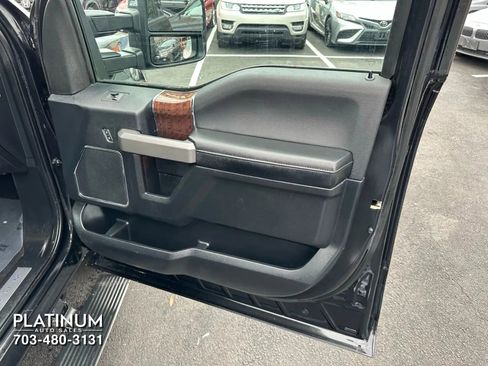 Used 2015 Ford F150 Platinum w/ Equipment Group 701A Luxury image 18