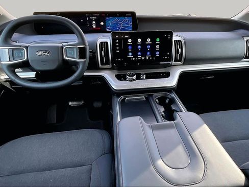 Used 2025 Ford Expedition Active RWD image 21