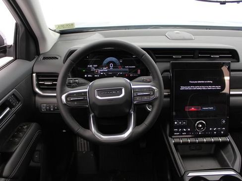 New 2026 GMC Terrain Denali w/ LPO, Black Badging Package AWD/4WD image 21