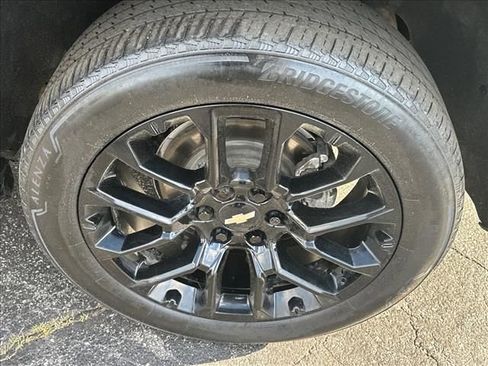 Certified 2023 Chevrolet Tahoe RST w/ Luxury Package AWD/4WD image 38