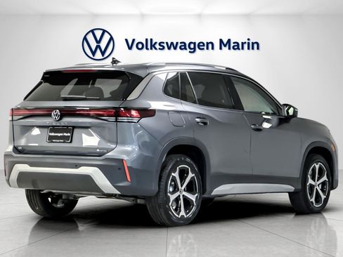 New 2026 Volkswagen Tiguan SE image 5