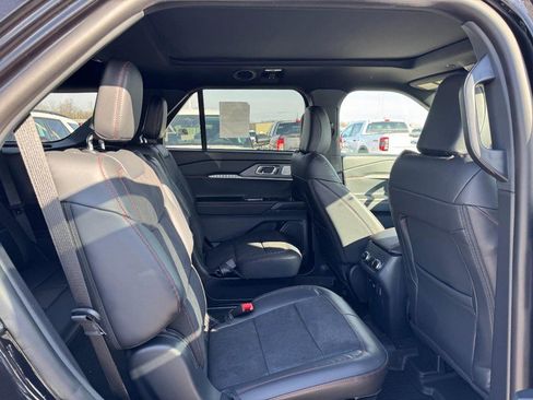 New 2026 Ford Explorer ST w/ Sun And Sound Package image 6