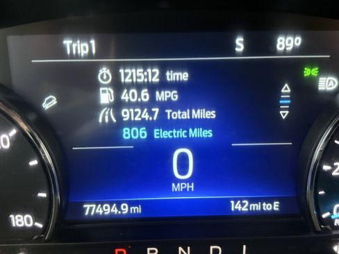 Used 2021 Ford Escape SE AWD/4WD image 9