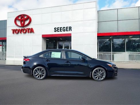 New 2026 Toyota Corolla SE FWD image 2