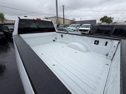 Used 2023 Ford F350 XLT w/ FX4 Off-Road Package image 4