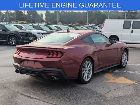 Used 2025 Ford Mustang GT Premium RWD image 3