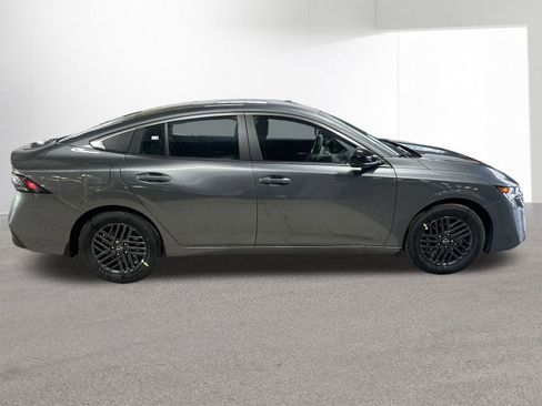 New 2026 Nissan Sentra SV w/ SV Convenience Package image 40