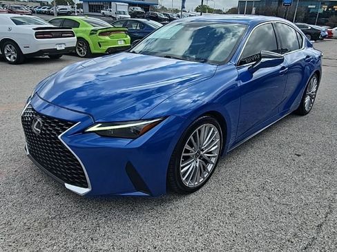 Used 2022 Lexus IS 300 w/ Premium Package RWD image 3