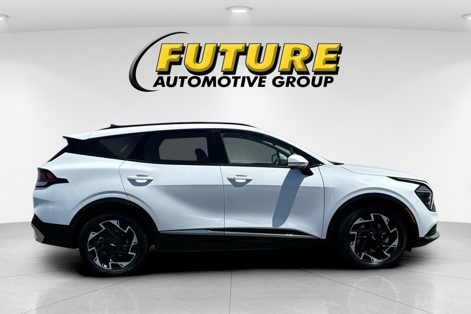 Used 2025 Kia Sportage SX FWD image 3