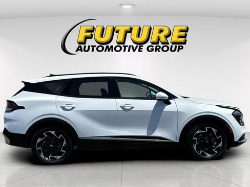 Used 2025 Kia Sportage SX FWD image 3