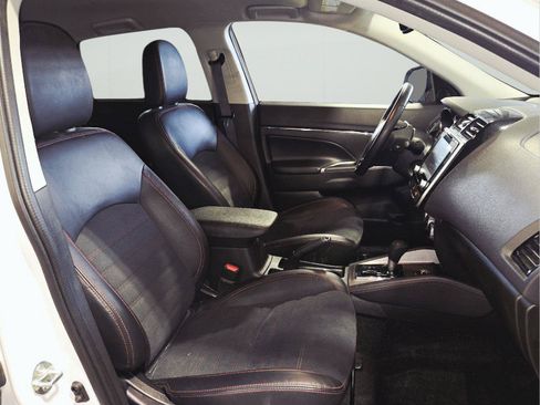 Used 2024 Mitsubishi Outlander Sport ES AWD/4WD image 51