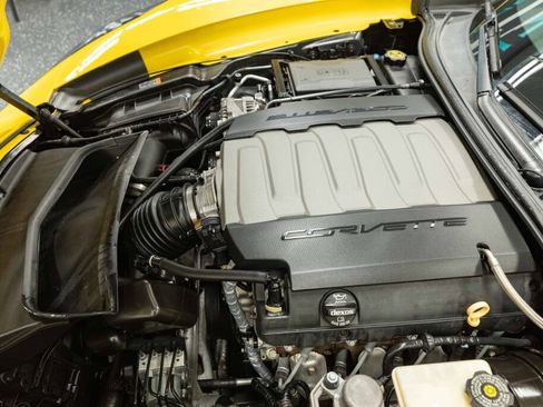 Used 2014 Chevrolet Corvette Stingray Coupe image 13