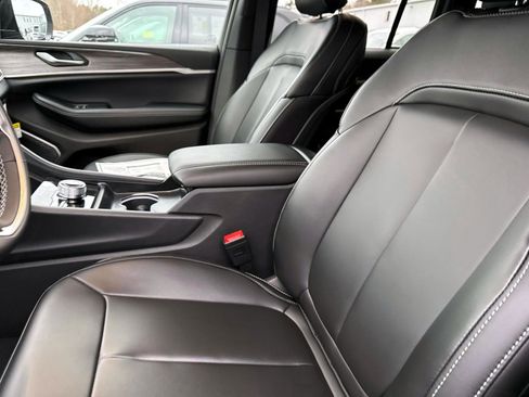 New 2026 Jeep Grand Cherokee Limited image 11