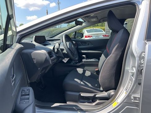 New 2025 Toyota Prius Plug-In Hybrid image 13