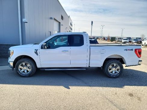 Used 2021 Ford F150 XLT w/ Equipment Group 302A High AWD/4WD image 4