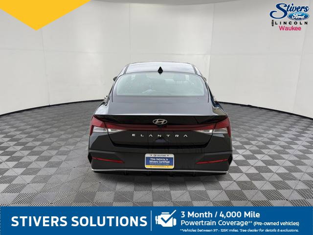 Used 2024 Hyundai Elantra SEL FWD image 7