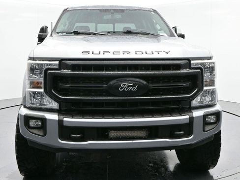 Used 2020 Ford F250 Lariat w/ Lariat Ultimate Package image 2