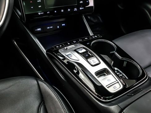 Used 2023 Hyundai Tucson Limited w/ Cargo Package image 7