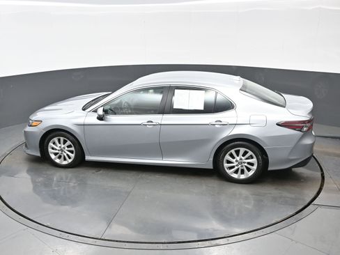 Used 2024 Toyota Camry LE FWD image 33