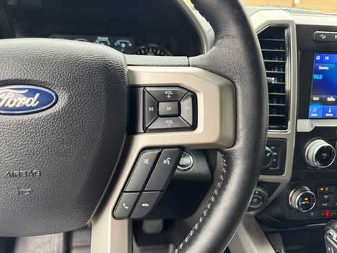 Used 2019 Ford F150 Lariat w/ Equipment Group 502A Luxury AWD/4WD image 21
