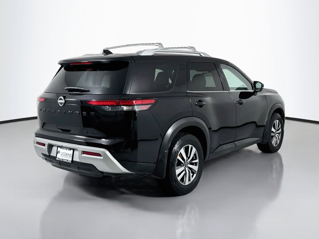 Used 2023 Nissan Pathfinder SL w/ Black Appearance Package AWD/4WD image 6