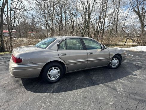 Used 2000 Buick Le Sabre Custom w/ Premium Opt Pkg image 2
