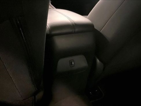 Used 2024 Nissan Sentra SV w/ All-Weather Package FWD image 32