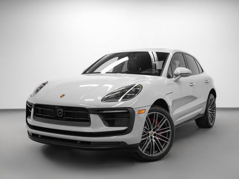 New 2026 Porsche Macan S image 6