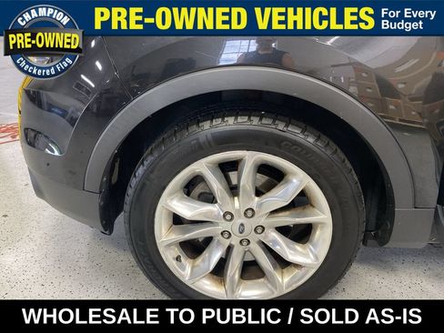 Used 2014 Ford Explorer XLT w/ Equipment Group 202A AWD/4WD image 34