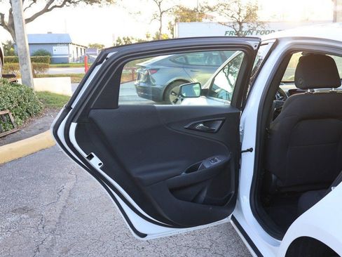 Used 2024 Chevrolet Malibu LT FWD image 25
