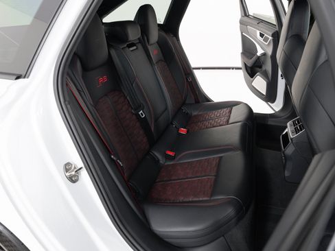 Used 2024 Audi RS 6 performance AWD/4WD image 43