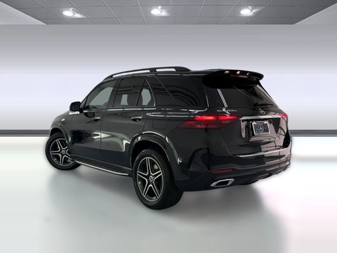 Used 2026 Mercedes-Benz GLE 450e 4MATIC image 3