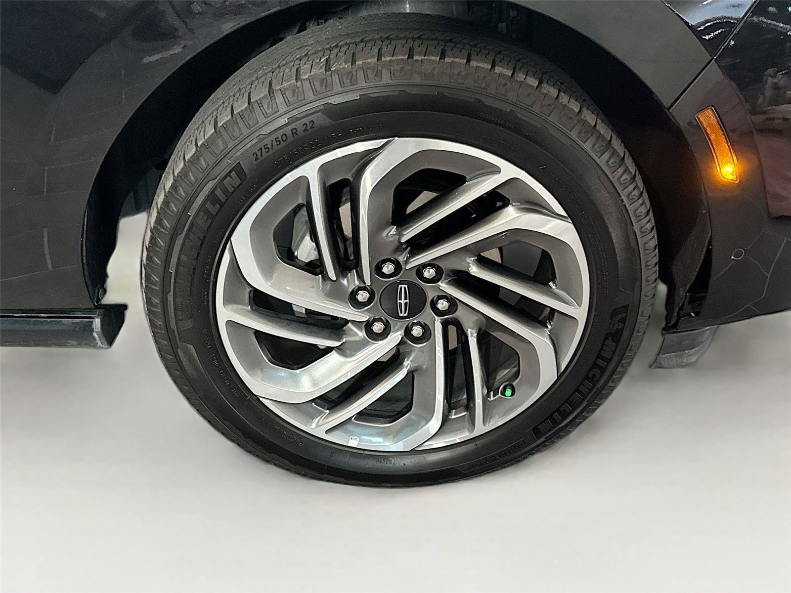 Used 2025 Lincoln Navigator Reserve AWD/4WD image 34