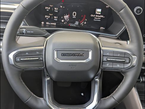 New 2026 GMC Canyon Denali AWD/4WD image 21