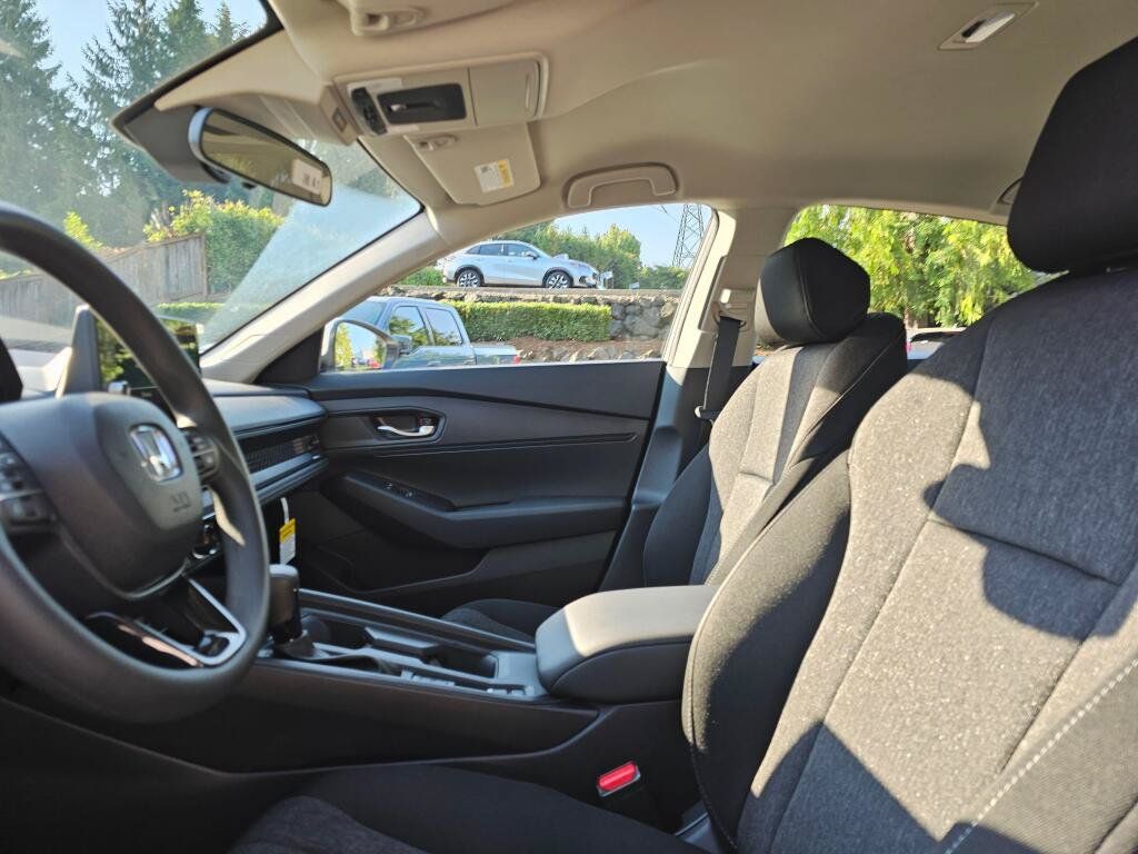 New 2026 Honda Accord LX image 24