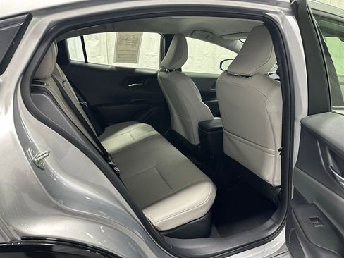 Used 2025 Toyota Prius XLE image 50