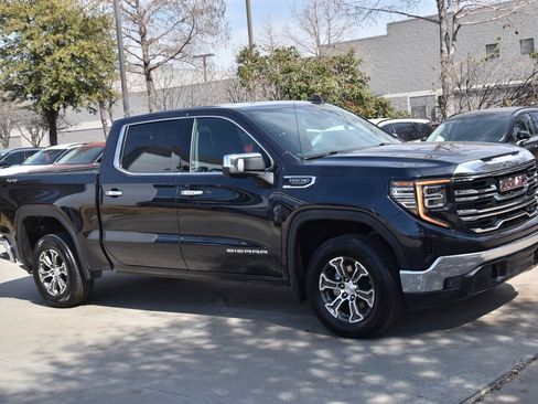 Used 2025 GMC Sierra 1500 SLT image 5