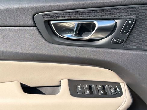 New 2026 Volvo XC60 B5 Core w/ Climate Package AWD/4WD image 12