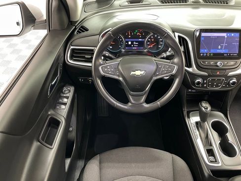 Used 2020 Chevrolet Equinox LT FWD image 21