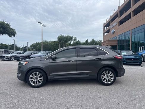 Used 2019 Ford Edge Titanium w/ Equipment Group 301A FWD image 2