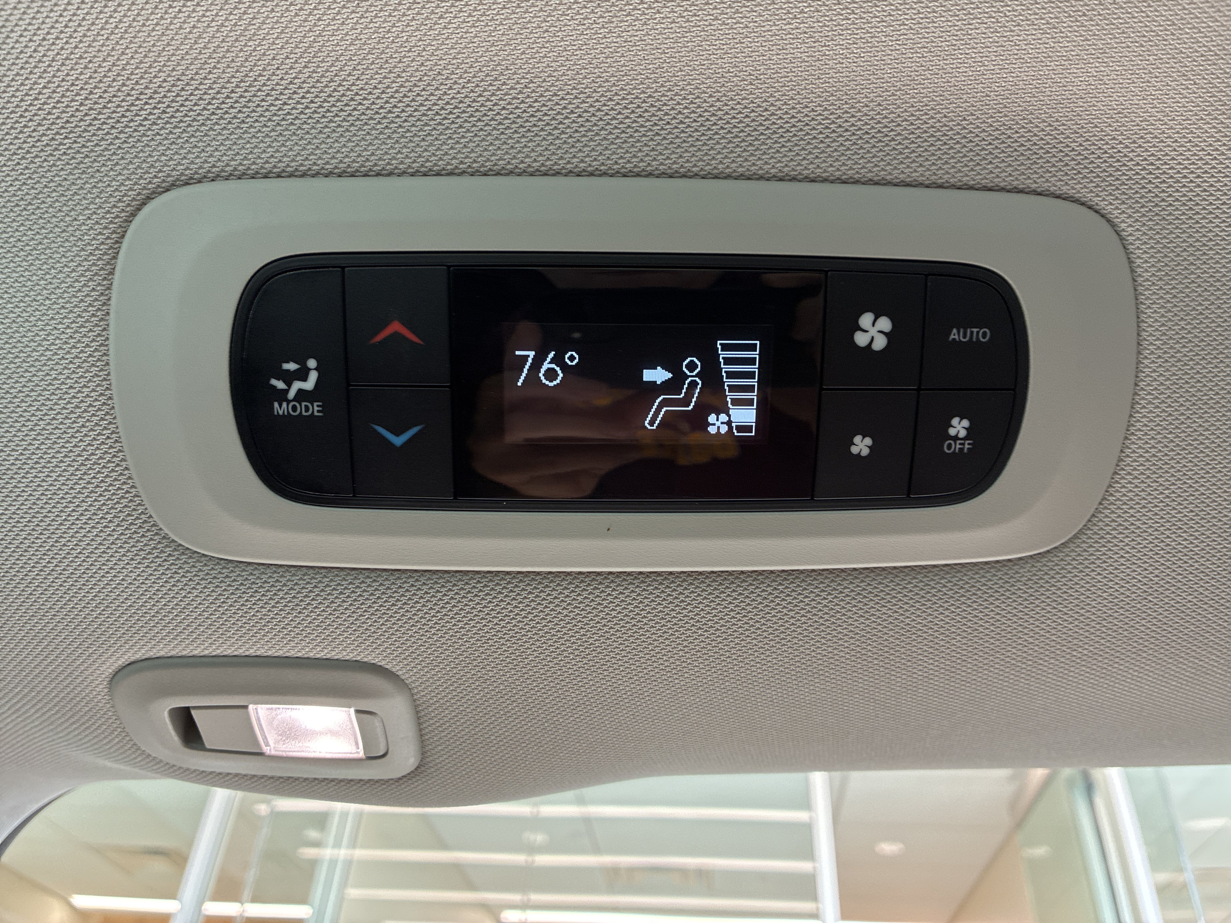 Certified 2024 Chrysler Pacifica Touring-L w/ Uconnect Theater Family Group AWD/4WD image 18