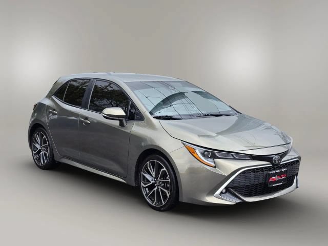 Used 2019 Toyota Corolla XSE FWD image 3