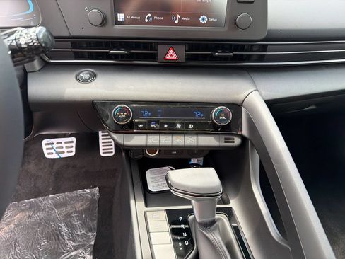 New 2026 Hyundai Elantra Sport FWD image 30
