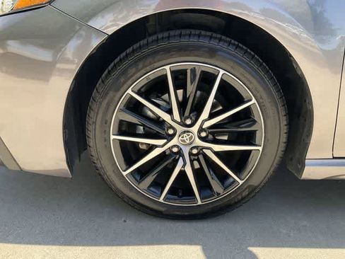 Used 2024 Toyota Camry SE FWD image 13