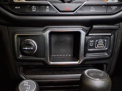 Used 2023 Jeep Wrangler Sport AWD/4WD image 11